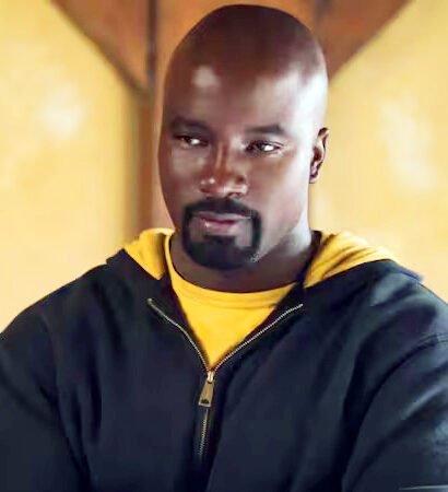 Luke Cage Hoodie Gold Lined Hood Close Up Mike Colter