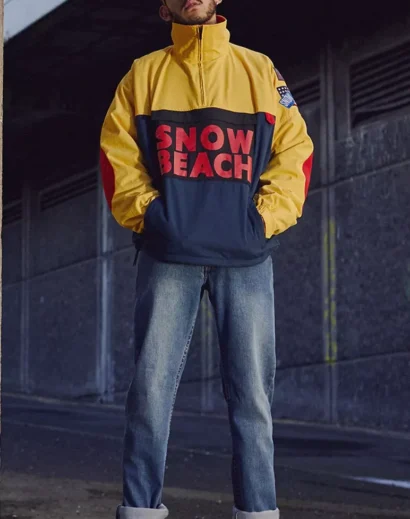 Ralph Lauren Snow Beach pullover with hood and front pocket, perfect for streetwear fans