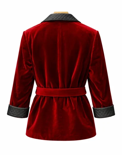 velvet-smoking-jacket-collar-close-up Close up of quilted shawl collar on men’s velvet smoking jacket