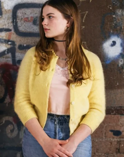 Kate Wallis yellow jacket side profile – women wool jacket inspired by Cruel Summer